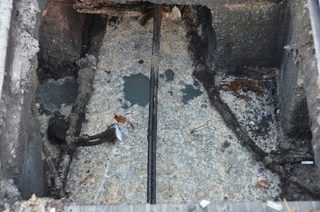 暑期遊客增多 花蓮市公所加強美食街區下水道清理