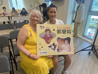 好想見生母  褚麗卿販嬰案出養美國女子抵台尋親