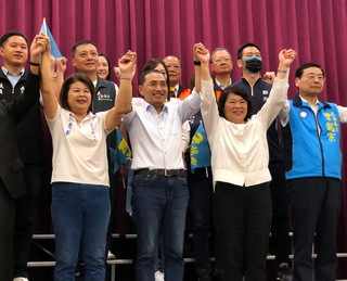 侯友宜返嘉受鄉親歡迎 時力大喊九二共識別再騙