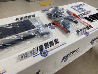 毒鴛鴦跨境運毒藏香燭盒 台泰警聯手緝獲