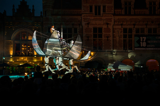 屏東夏日狂歡祭15日開幕  西班牙空中劇院打頭陣