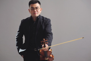 德國呂北克愛樂樂團首席周子仁 考樂團53次不放棄