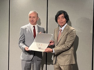 朱振南捐兩藝術品給法國政府 可望在巴黎博物館展出