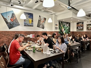 旅星台籍工程師轉行開熱炒店 空運食材呈現台灣味