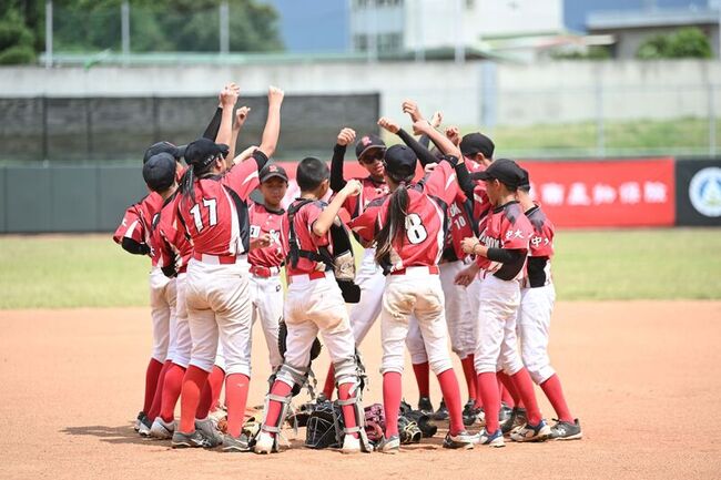 全國社區學生棒球賽 中大紅襪紅隊奪U12組冠軍 | 華視新聞
