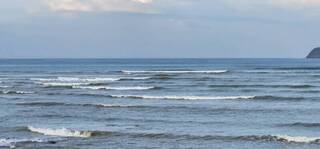 颱風泰利影響 澎湖高溫飆34度馬公內灣海浪波濤