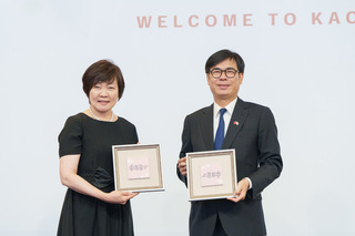 安倍昭惠訪高雄陳其邁午宴款待  鳳梨入菜表感謝