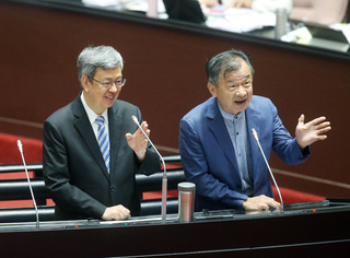 陸生來訪 邱太三：對台灣民主有信心但不讓敵人統戰