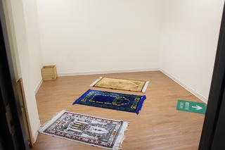 高鐵台中站設有穆斯林祈禱室 每月10多人次使用