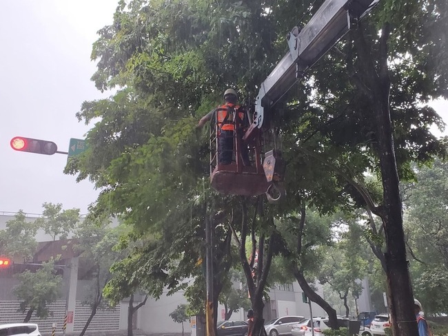 杜蘇芮颱風逼近  新北預估累積雨量很大加強整備 | 華視新聞