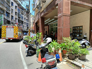 新北淡水男子家中死亡多日  同住8旬母虛弱送醫