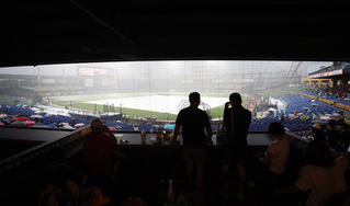 中華職棒明星賽首日因雨順延  將於31日補賽