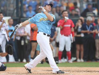 林安可全壘打大賽敲8轟奪冠 險勝隊友蘇智傑