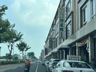 甫宣布退選服務處遭放鞭炮  許展維：咆哮又惡意