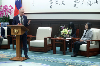 法駐台代表公孫孟將離任 總統：感謝推動台法交流