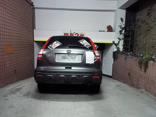 車擋社區出入口要債務人出面  中市警將依法偵辦