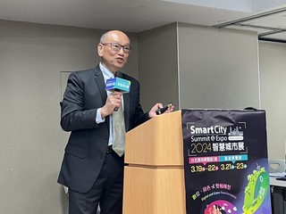 鴻海：內部布局生成式AI方案 打造智慧城市框架