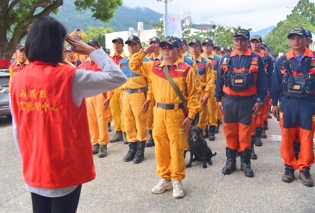 仁愛鄉雨災民眾撤離完成 許淑華：搜救隊父親節快樂 | 華視新聞