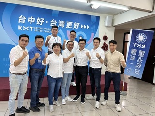 侯友宜台中參拜萬和宮 強調用生命守護台灣