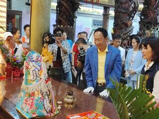 郭台銘訪苗栗藍正副議長陪同 徐耀昌挺選總統