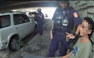 乘車未繫安全帶 遭通緝逃逸移工台南被逮