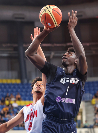 瓊斯盃男籃阿巴西個人秀 台灣藍輕取日本收2連勝