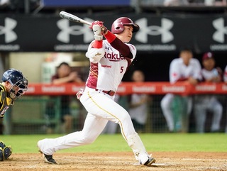 梁家榮連2戰開轟 桃猿贏兄弟勝利送給轉隊3球員