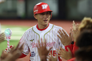 劉基鴻超前2分砲助龍3連勝  葉總賽後道出期許