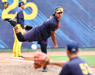 余謙蛻變成長  彭政閔：成為真正的職業球員了