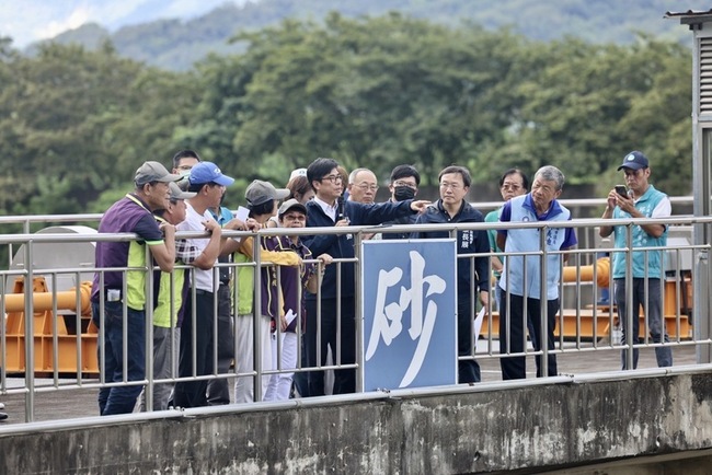 高屏溪原水濁度過高 南化水庫每天回送高雄40萬噸水 | 華視新聞