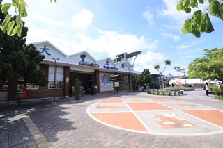 台中大甲火車站旁環境營造  化身在地「藺草道」