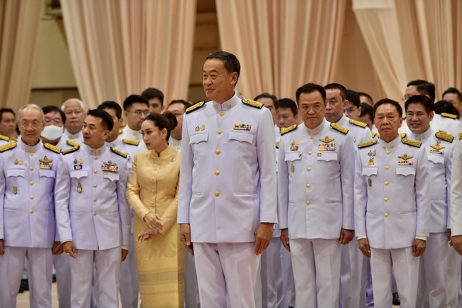 泰王任命賽塔為總理 新政府親軍方成員備受爭議 | 華視新聞