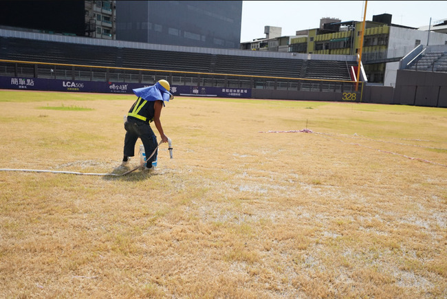 竹市：棒球場檢測報告分析場地排水不良等將改善 | 華視新聞