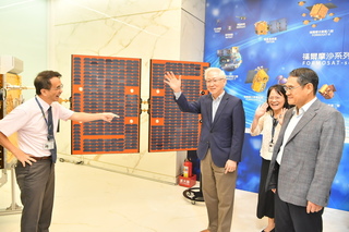 國科會仲夏科學日台北登場  獵風者衛星模型吸睛