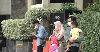 雅加達空污惡化民怨不斷 衛生部長：逾20萬人生病