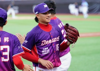 重返一軍投手丘有點緊張  徐若熙：跨出第一步
