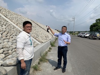台中廓子堤防死亡車禍頻傳 蔡其昌要求提改善計畫