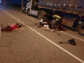 苗縣通霄台1線機車疑自撞路旁貨車  2人當場死亡