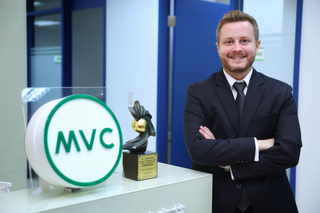 COVID-19疫苗技轉WHO 高端：若再授權將獲權利金