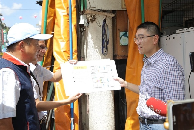 大潮海水倒灌愛四路易淹水  基市府將設防潮閘門 | 華視新聞