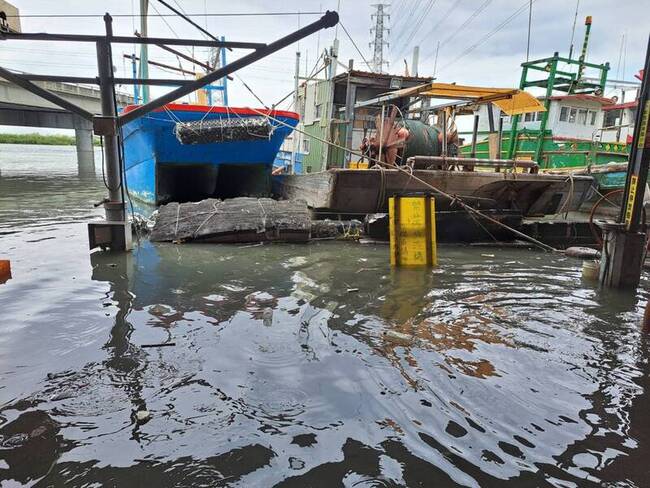 淤積逢年度大潮和颱風海葵  彰化塭仔港恐連淹3天 | 華視新聞