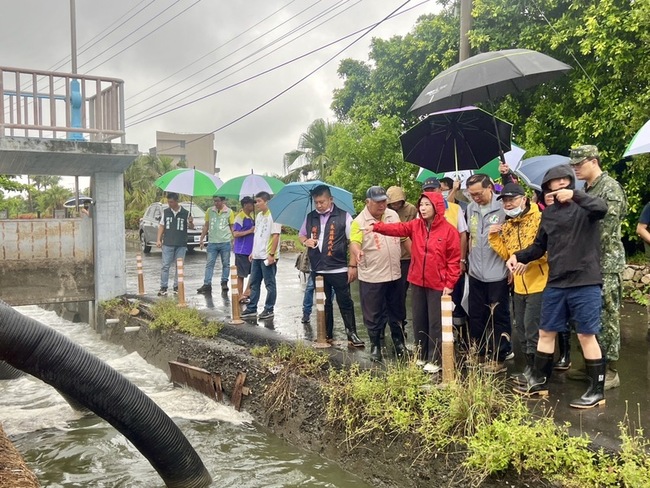 防海水倒灌釀災情 周春米：墊高路面解決水患 | 華視新聞