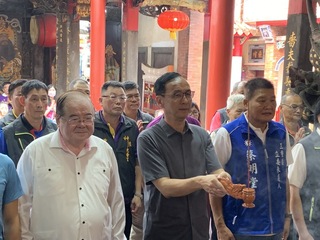 中常委與郭台銘同台  朱立倫：違紀行為不見容於黨紀