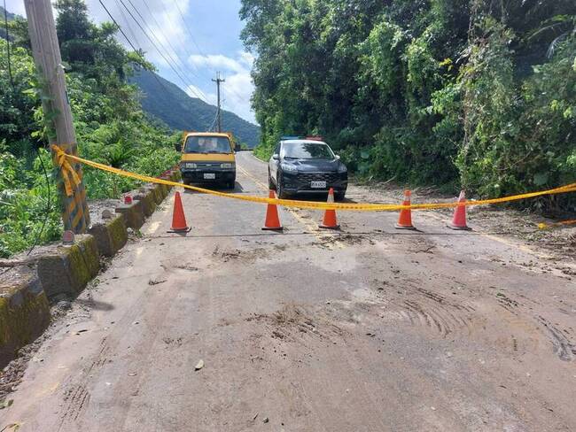 宜蘭碧候溫泉聯外道路封閉 園區持續休園 | 華視新聞