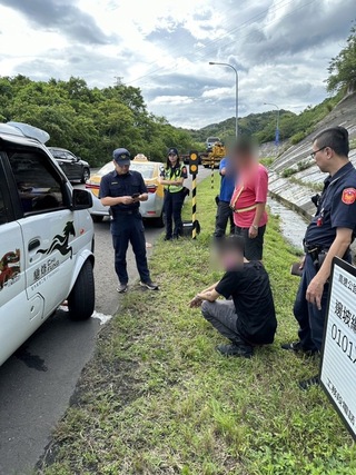 偷車後肇事企圖再搶貨車逃逸 基警逮捕送辦