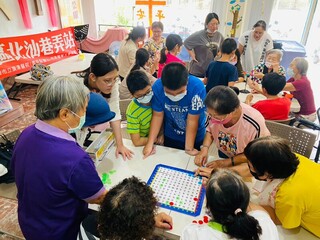 高市培訓桌遊種子隊 推廣青少年帶領長輩共學