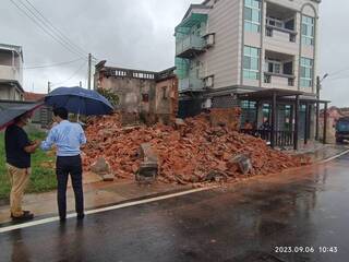 颱風海葵過境  金門百年雙喜樓不堪大雨崩塌