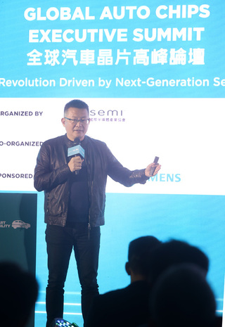 鴻海富智捷ADAS拚海外新客戶 智慧座艙2025年明朗