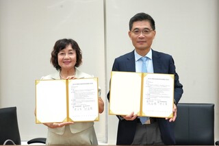 成大、南護簽署合作備忘錄  共享教學實習資源