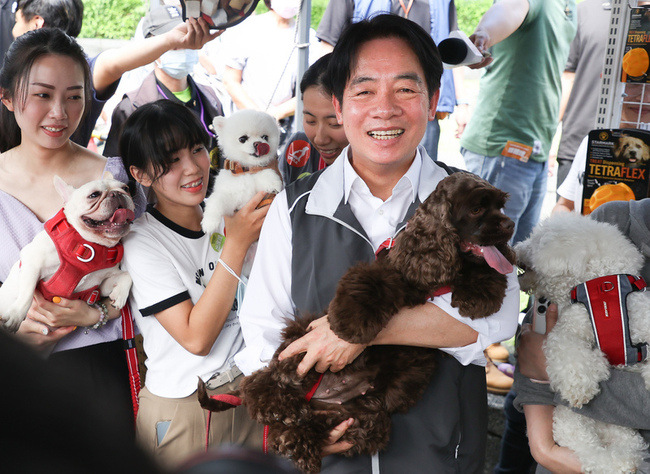 寵物產業後援會力挺 賴清德祝汪星人狗狗節快樂 | 華視新聞
